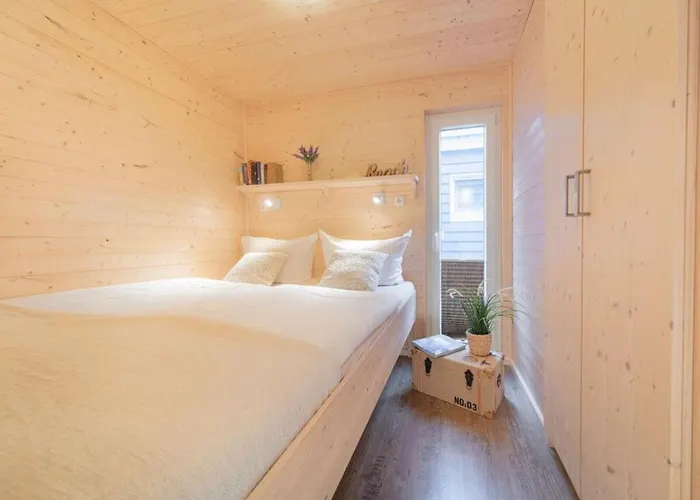 The Goose Modern Retreat *