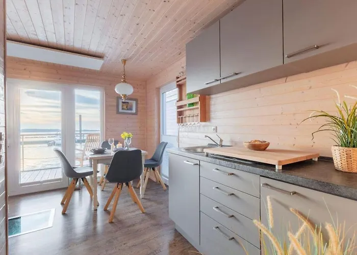 The Goose Modern Retreat